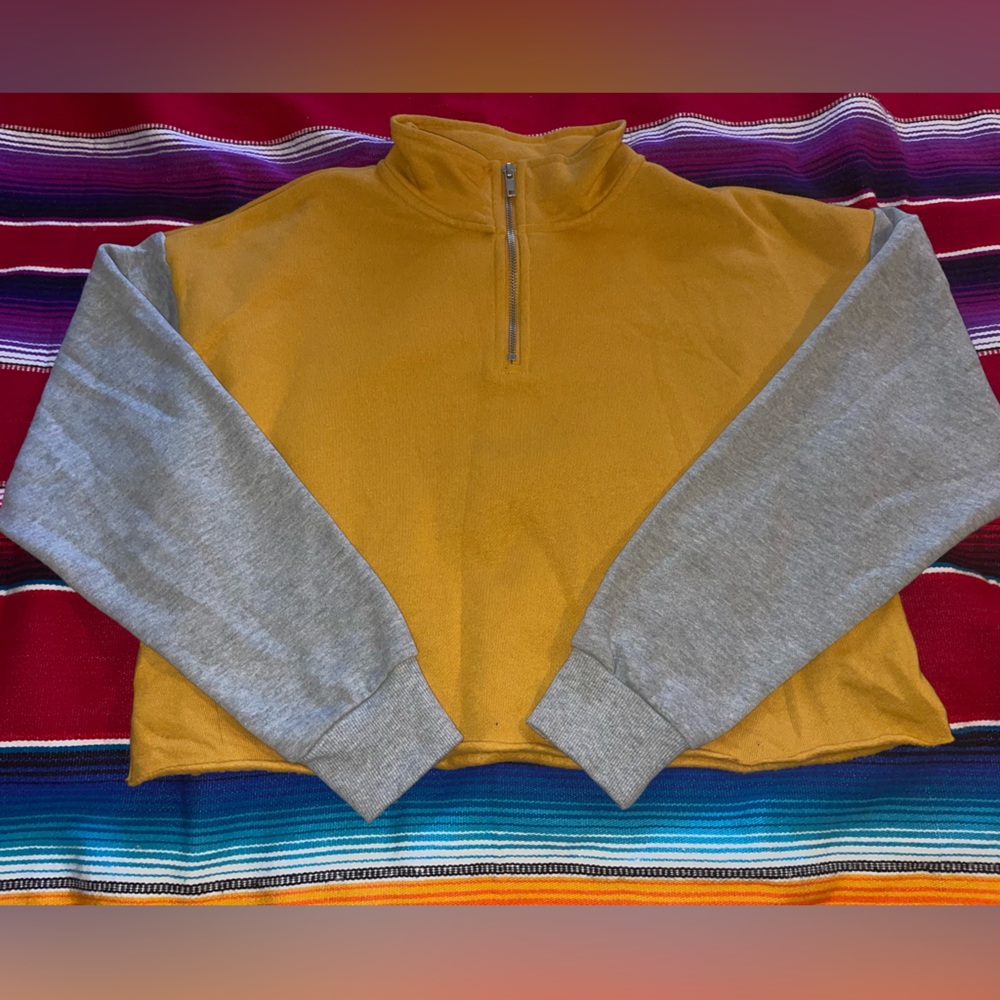 Forever 21 mustard yellow cropped sweater